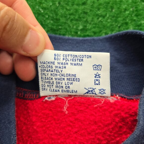 #1 Grandma Sweatshirt Womens XL Red Pullover Crewneck Pullover Made in USA - Picture 6 of 7